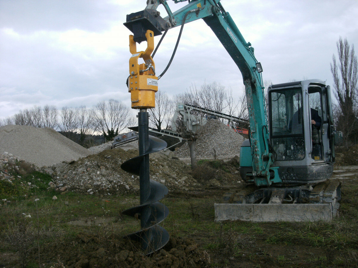 ямобур хитачи 200, гидробур, гидробур на jcb 3cx, гидровращатель delta rd-6, ямобур