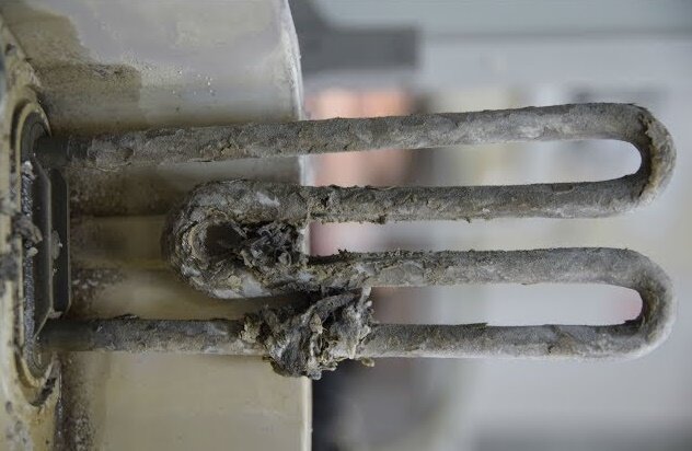 перегоревший тэн стиральной машины, прогорел тэн стиральной машины, тэн стиральной машины с накипью, тен от стиральной машины с накипью, тэн застрял в стиральной машине