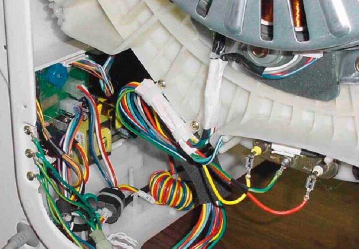 стиральной машины indesit wd104tex, стиральная машина аристон хотпоинт, в стиральной машине, проводка стиральной машины lg, тэна стиральной машинки zanussi fe 1002