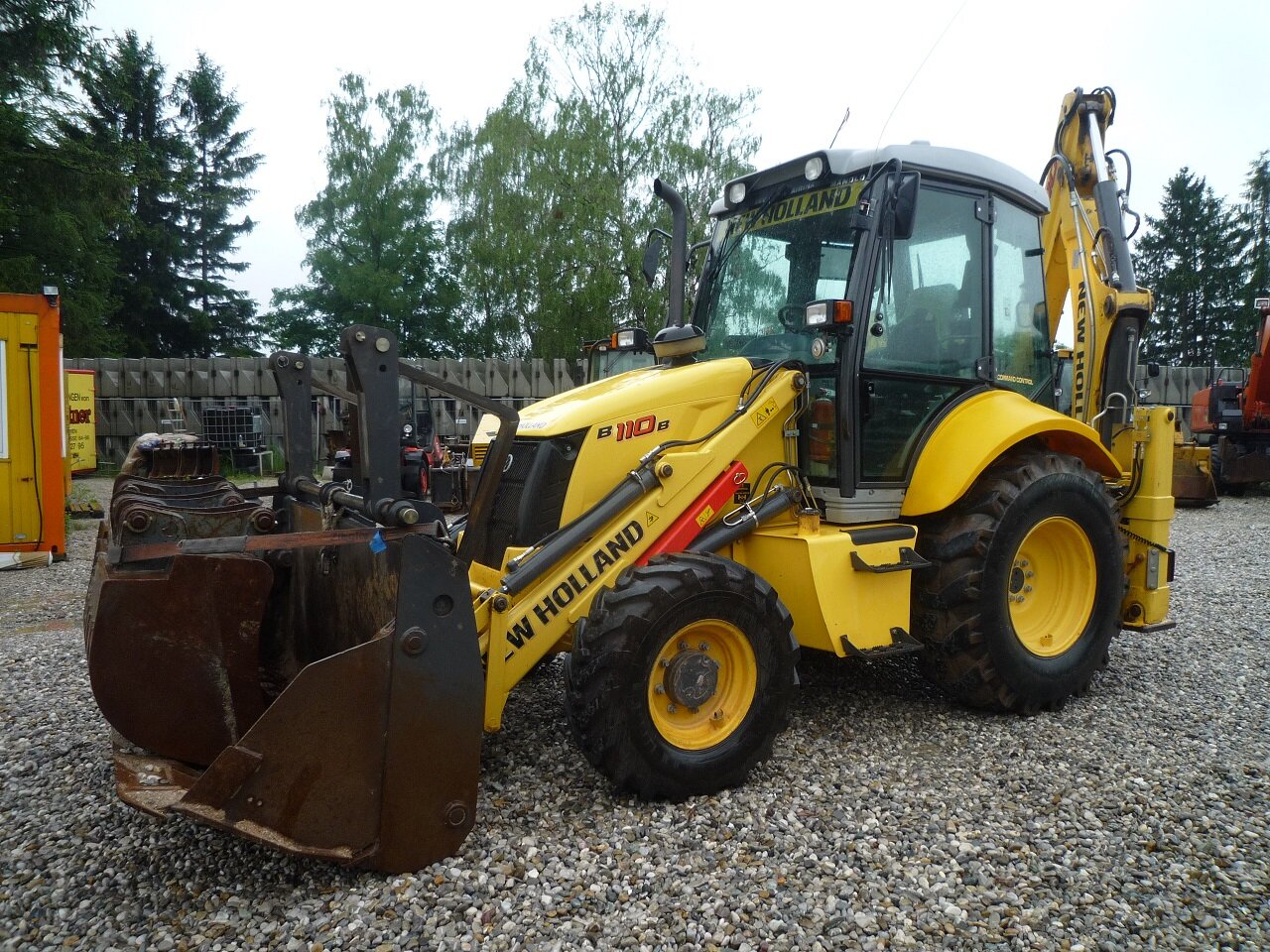 экскаватор погрузчик new holland, экскаватор-погрузчик new holland b110b, услуги экскаватора погрузчика, экскаватор погрузчик нью холланд, экскаватор погрузчик нью холланд 110