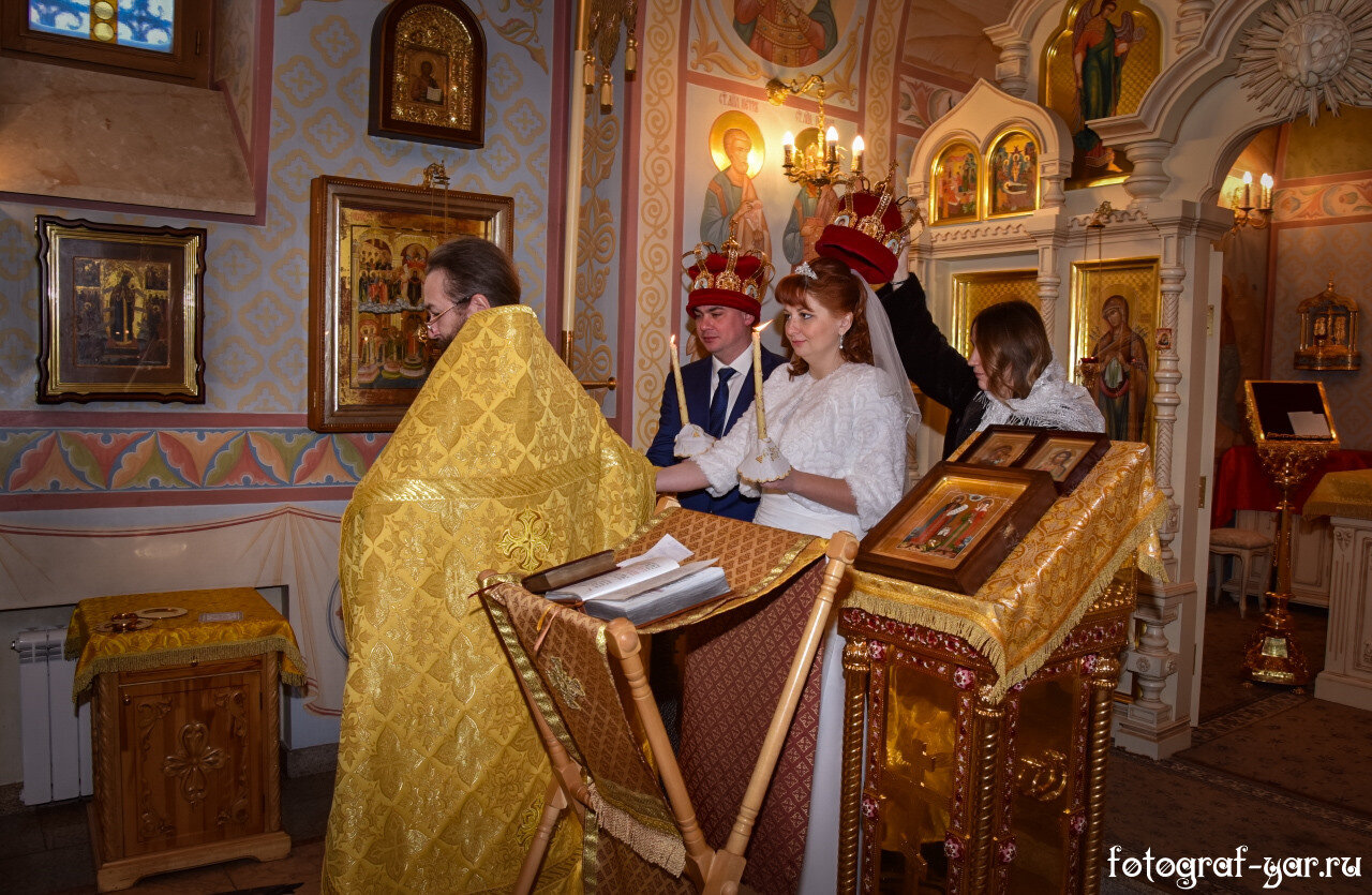 венчание в церкви, литургия, венчание в православной церкви, епископ игнатий григорьев литургия, храм александра невского