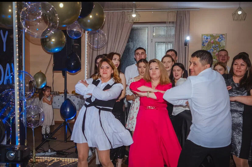 на свадьбе, человек, мужчина, тамада на свадьбу, ведущий на свадьбу и корпоратив краснодар