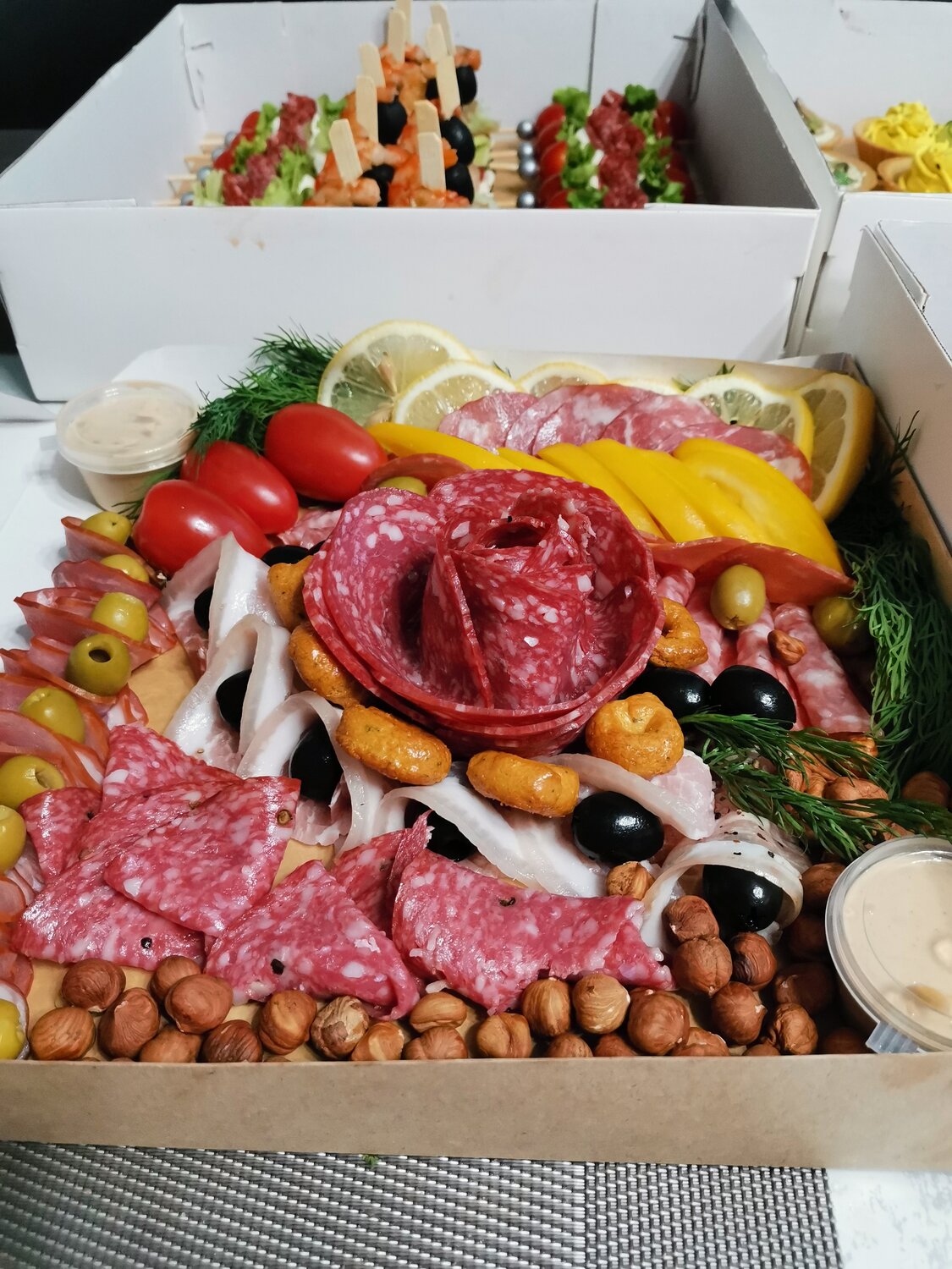 мясной ассорти, еда, мясной сет, готовая еда, боксы с закусками