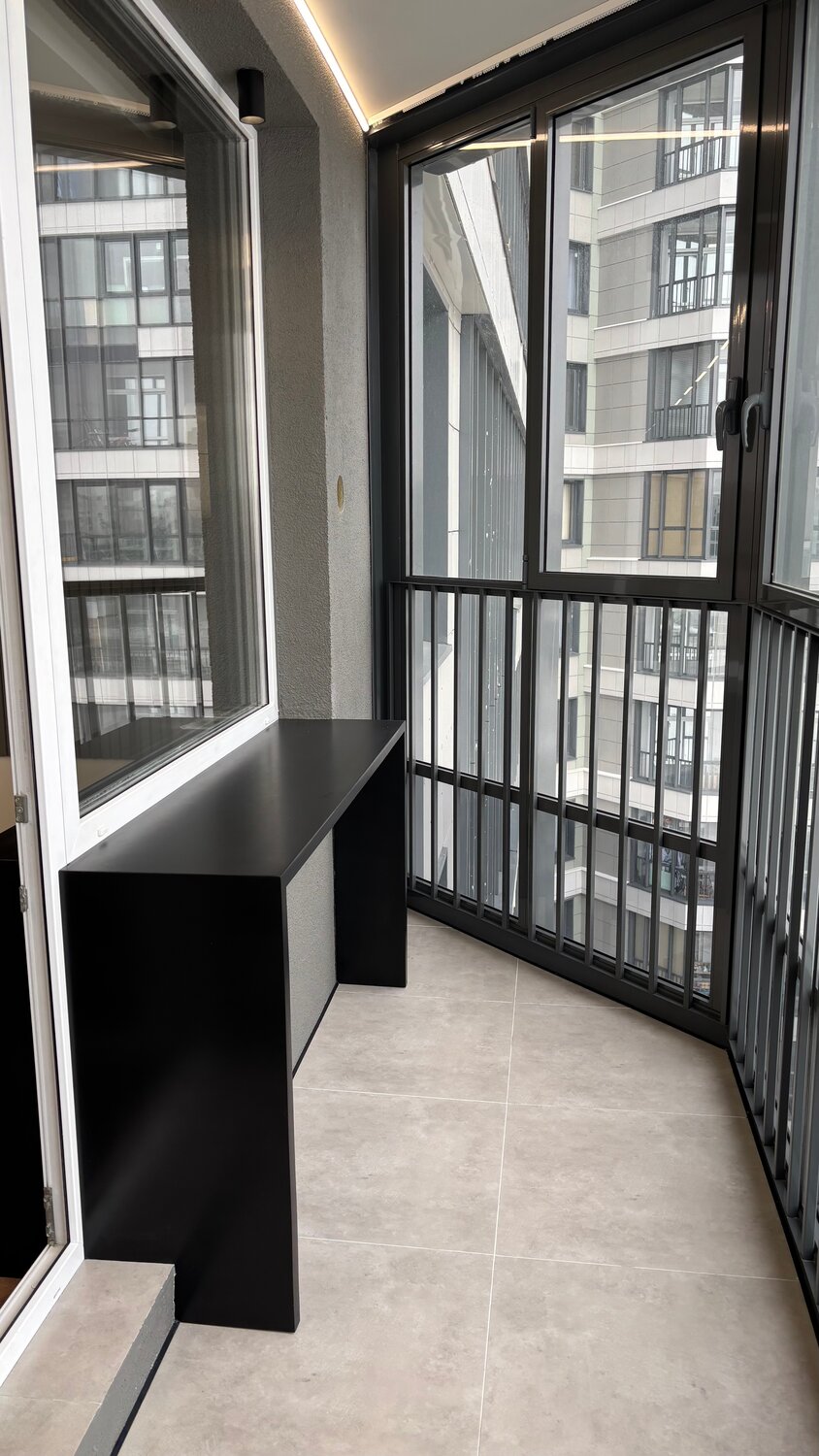 застекленная лоджия, остекление балкона, балкон лоджия, остекление лоджии, жилой комплекс