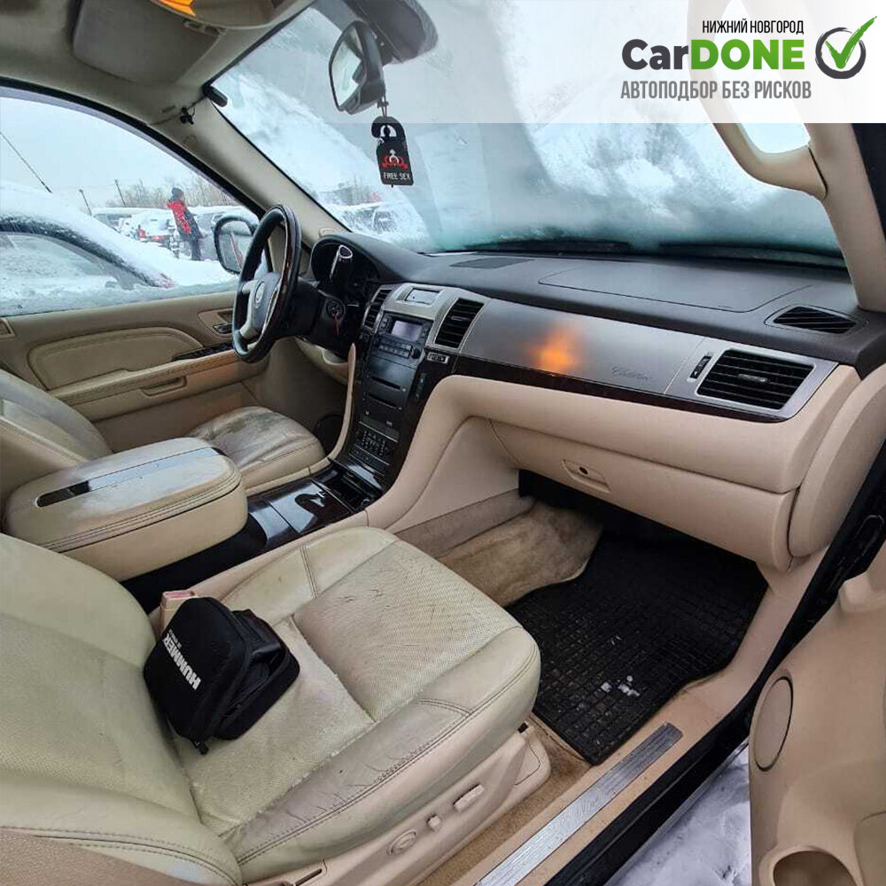 cadillac escalade, cadillac escalade 5 поколение салон, cadillac escalade 2007 салон, cadillac escalade 2012, cadillac escalade 2003 салон