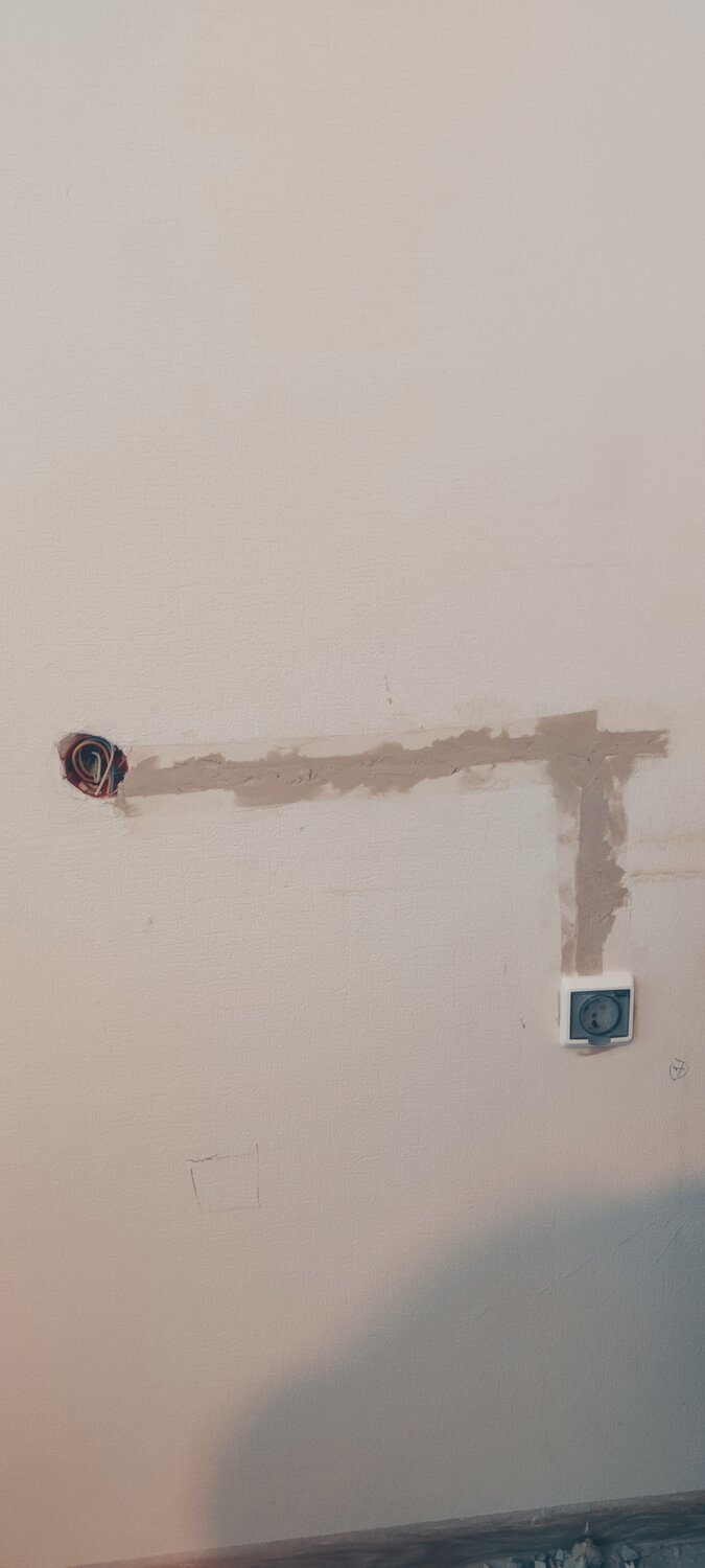 монтаж розеток, установка розеток, перенос розеток, монтаж розеток и выключателей, розетки в квартире