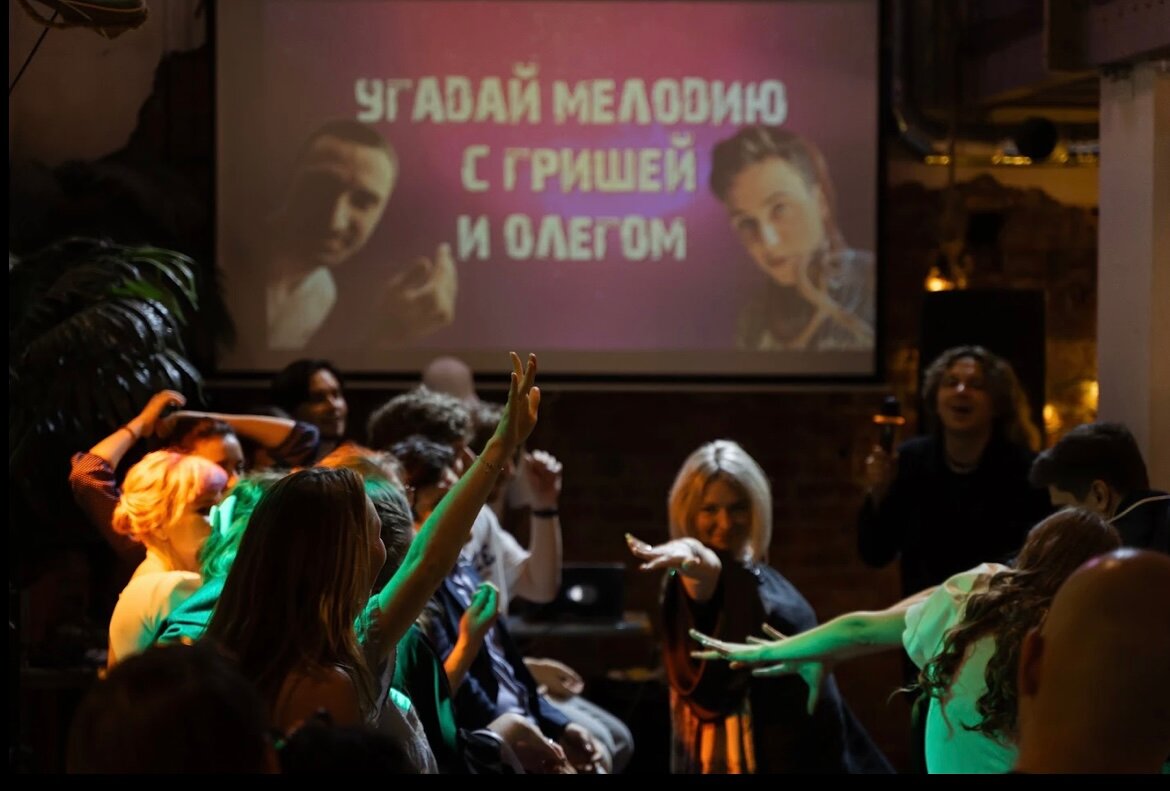 скриншот, концерт, актеры театра, светлана иванникова и светлана сурганова, спектакль