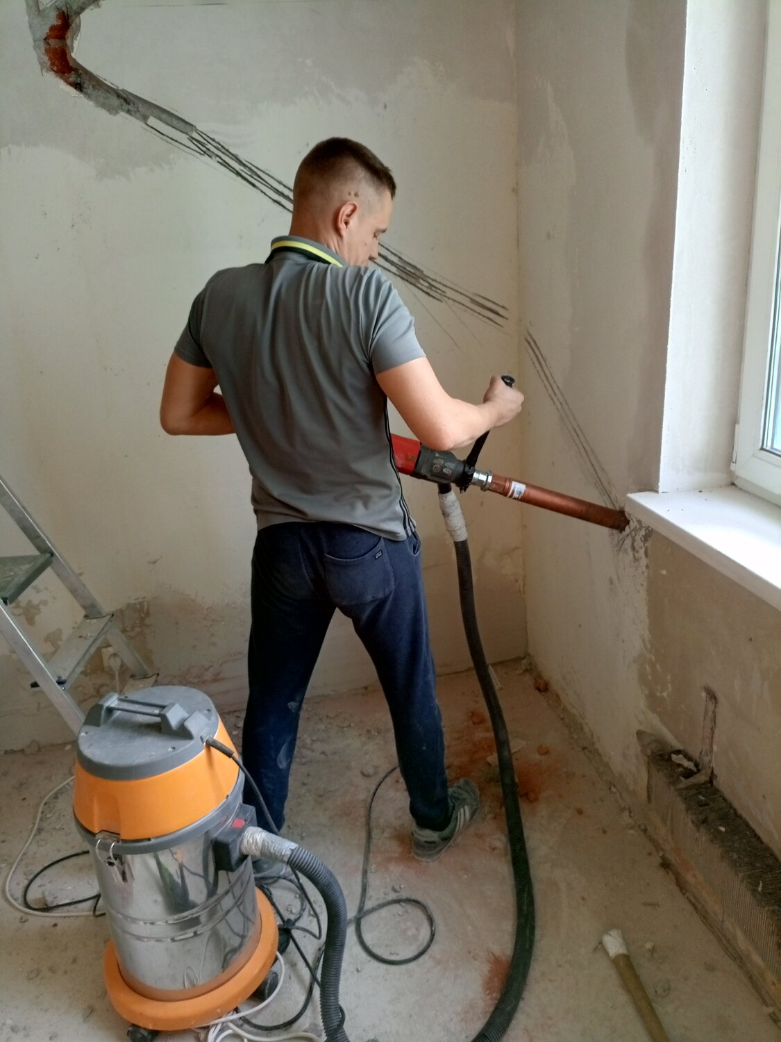 механизированная штукатурка стен, механическая полусухая стяжка пола, механизированная шпаклевка стен, механизированная шпаклевка, механизированная стяжка пола