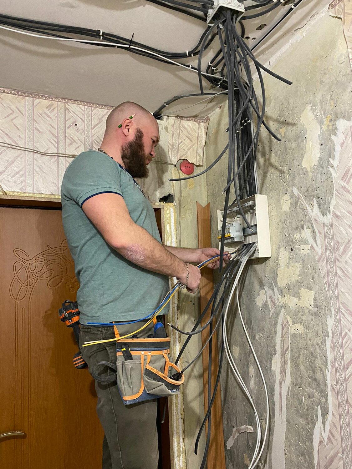 монтаж электропроводки, электромонтажные работы, монтаж электропроводки в квартире, электрика монтаж, электрика в квартире