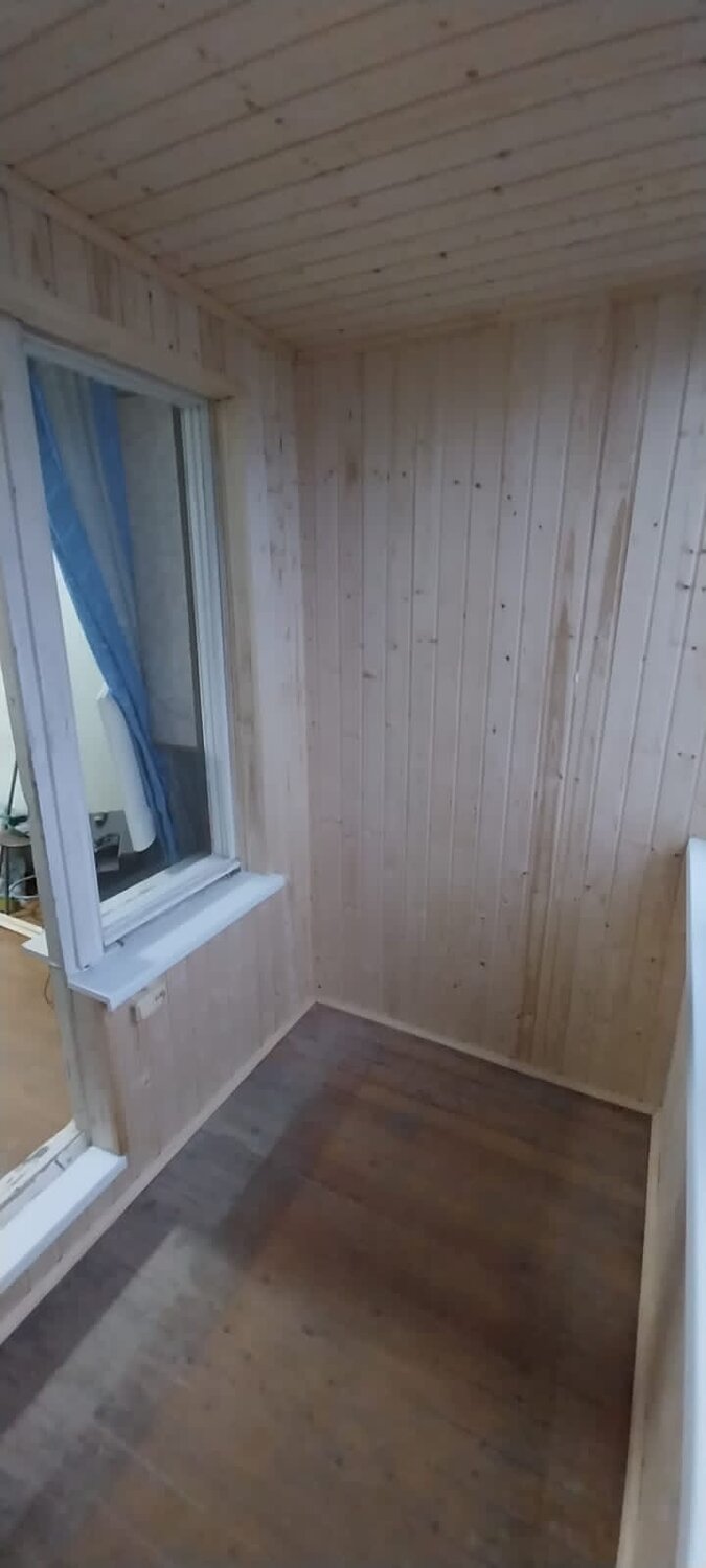 отделка балкона вагонкой, отделка лоджии вагонкой, лоджия вагонкой, обшивка балкона вагонкой, обшивка балкона