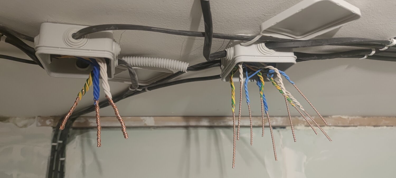 монтаж проводки, монтаж электропроводки, монтаж проводов, провод для электрики, замена электропроводки