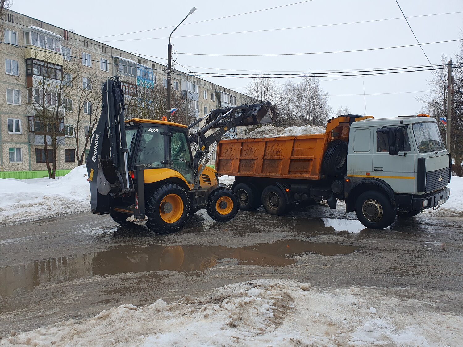 коммунальная техника, вывоз снега, спецтехника, дорожная техника, экскаватор. самосвал