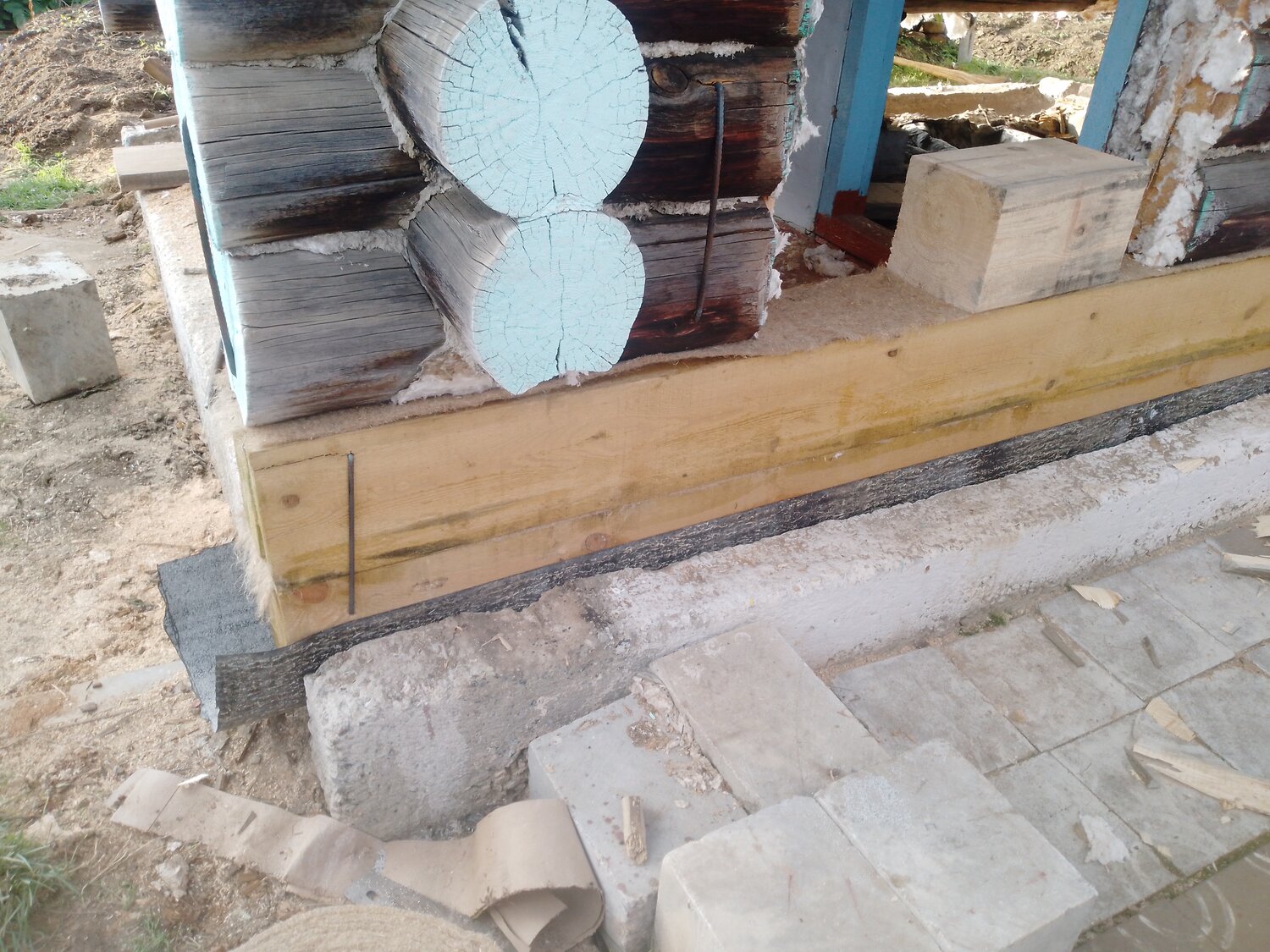 фундамент под сруб, фундамент деревянного дома, замена венцов в деревянном доме, дом на фундаменте, фундамент дома