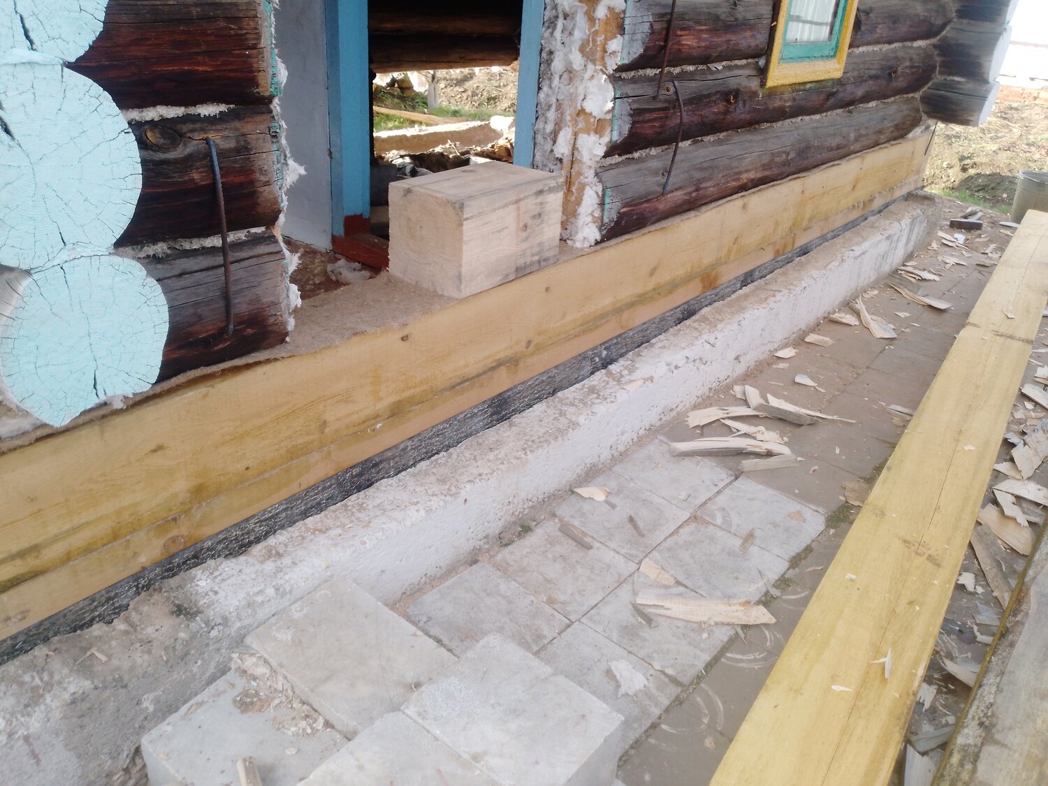 фундамент деревянного дома, фундамент под сруб, фундамент старых деревянных домов, замена венцов в деревянном доме, деревянный дом на фундаменте