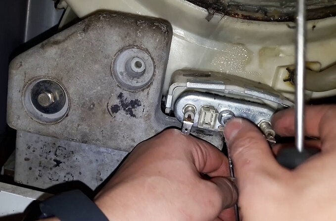 samsung wf s1062 тэн, замена тэна в стиральной машине, тэн в стиральной машине, тен в стиральной машине, замерзают замки на приоре