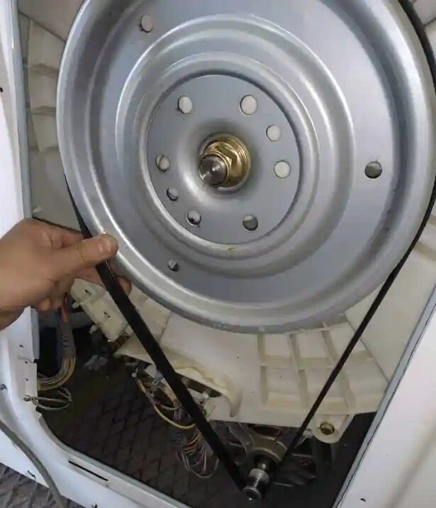 шкив барабана стиральной машины lg wd-10180su, стиральная машина, ремнивой привод стиральной машины lg, ремень на стиральную машину, установка ремня на стиральную машину