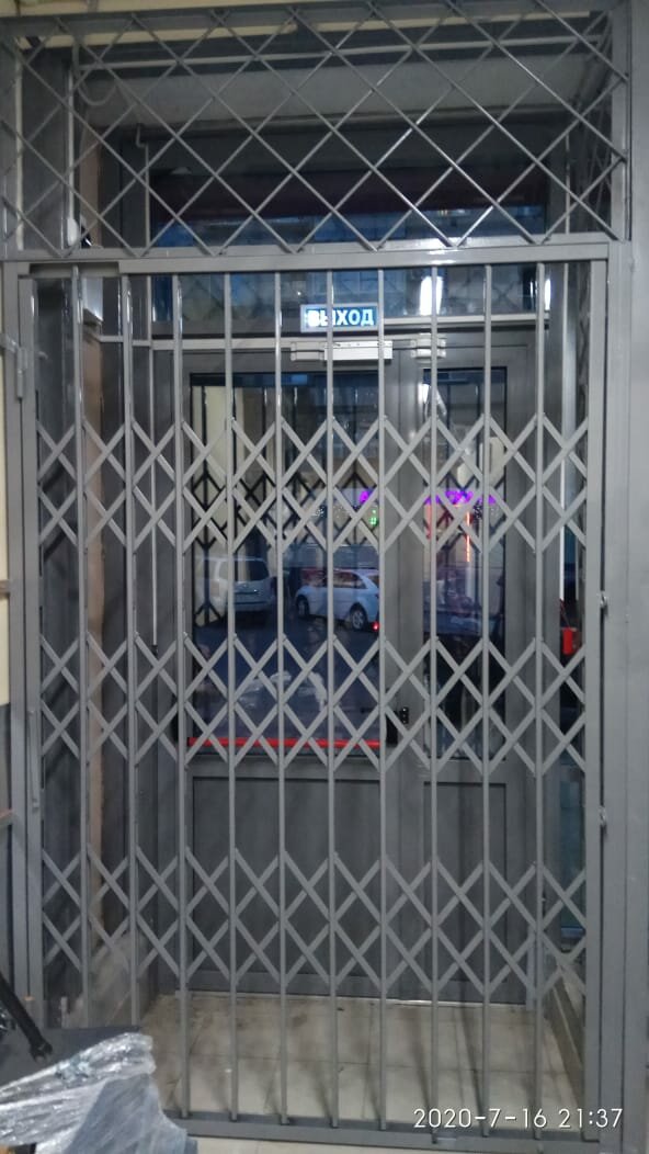 раздвижные решетки, раздвижные решетки боствиг, раздвижные решётки амра-м, решетки раздвижные металлические, металлическая решетка