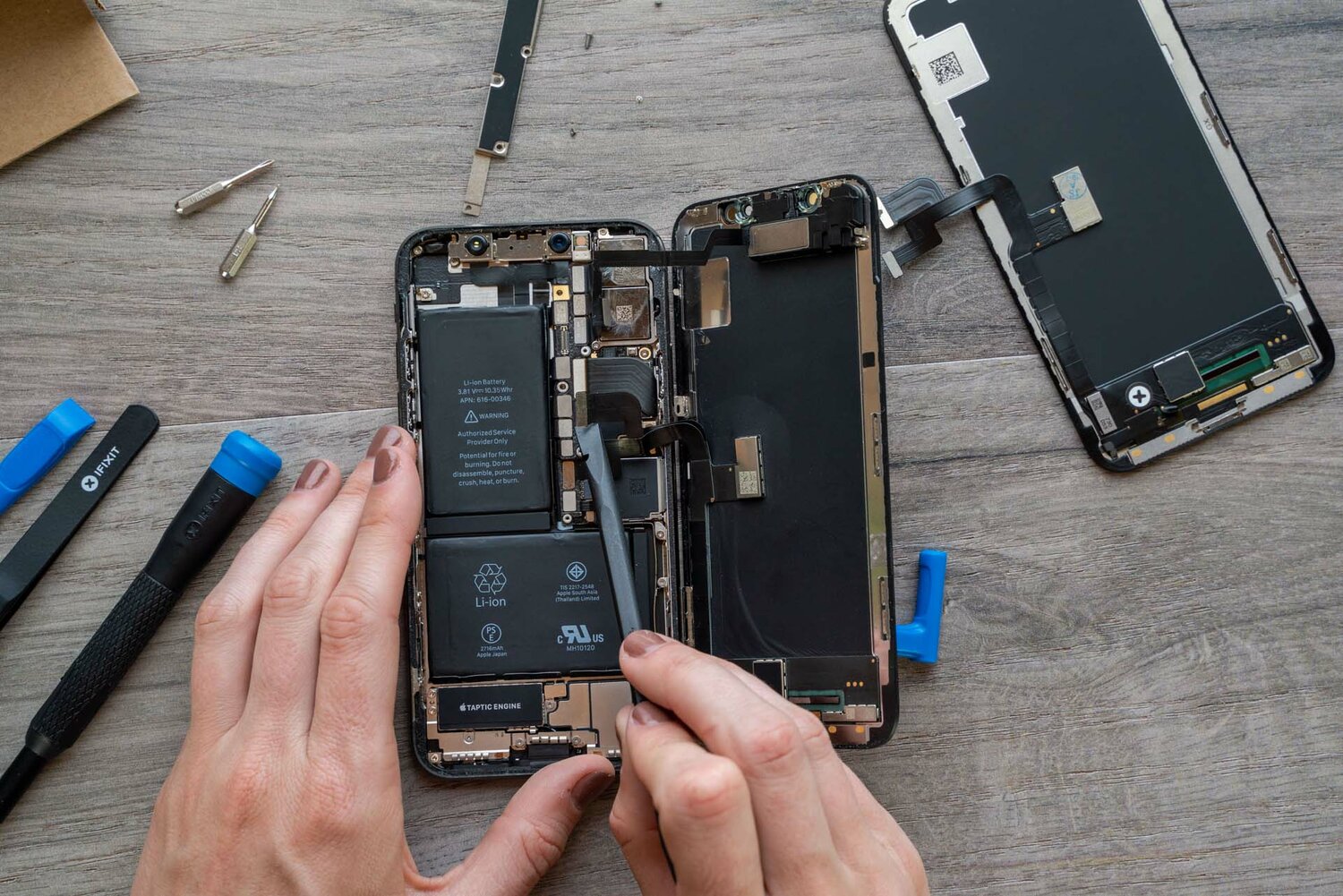 ремонт айфонов, ремонт iphone, iphone 11 remont battery, ремонт телефонов, схема шлейфов iphone 5s