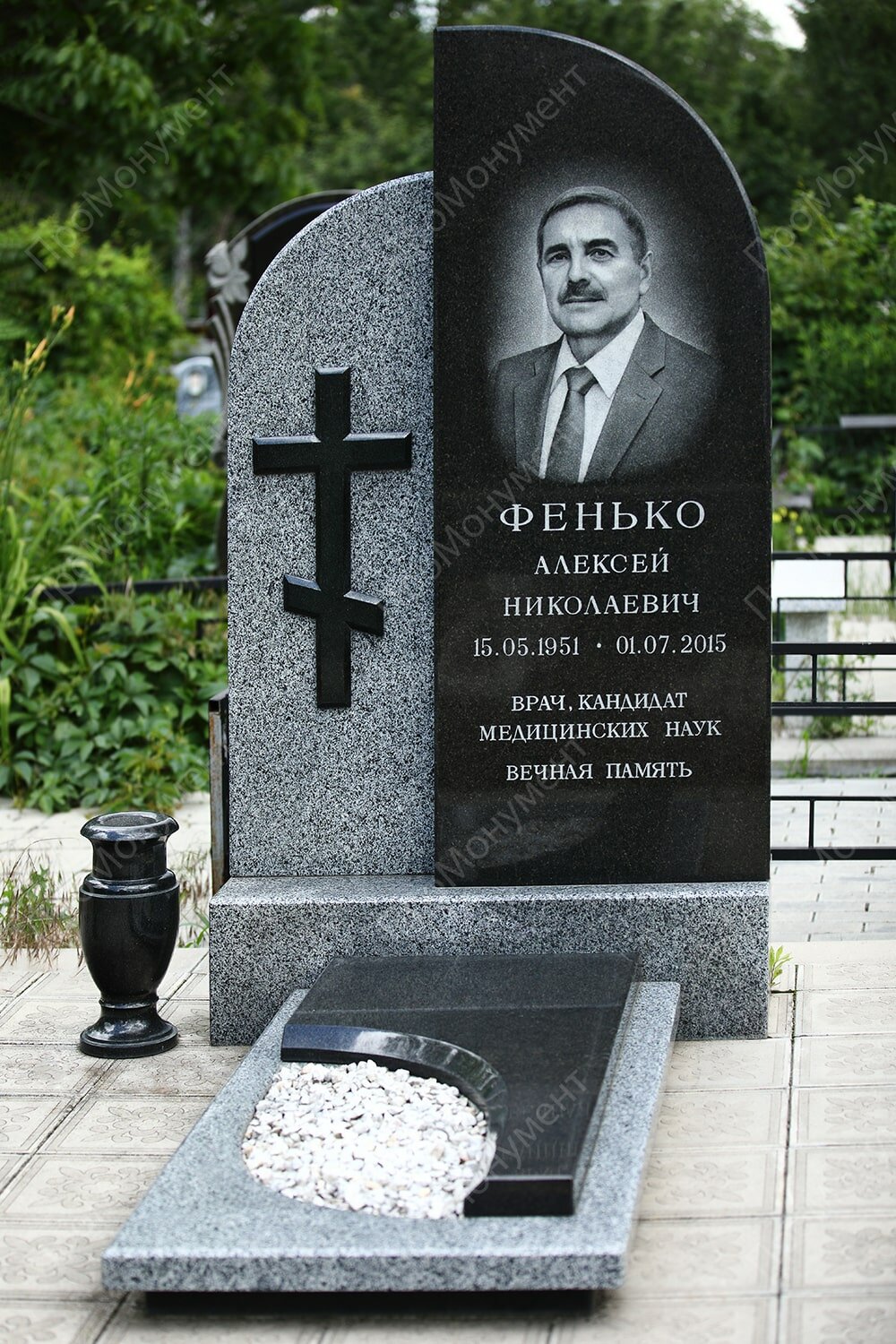 памятник гранитный, памятник, красивые памятники, надгробные памятники, памятники на могилу