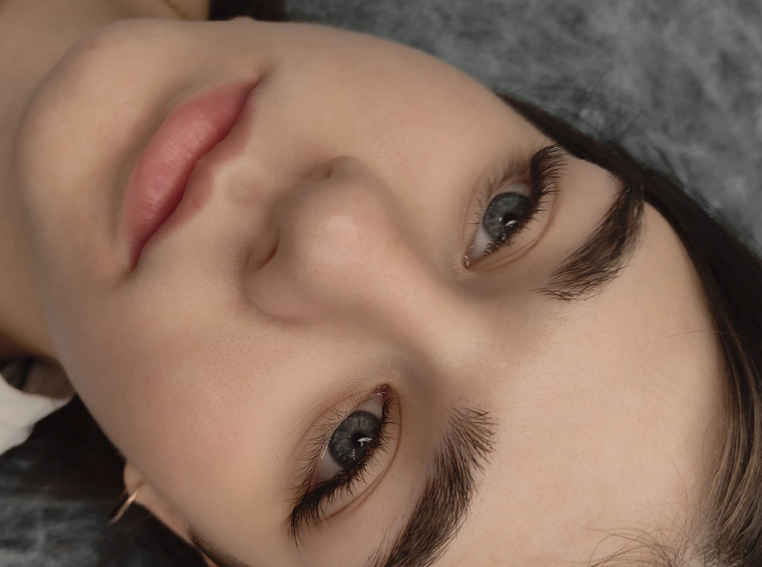 девушка, ресницы брови, ресницы, макияж бровей, наращивания ресниц