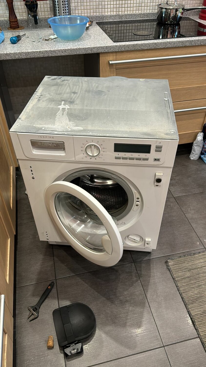 встраиваемая стиральная машина electrolux, стиральная машина электролюкс, встраиваемая стиральная машина, стиральная машина electrolux, стиральная машина electrolux ewx