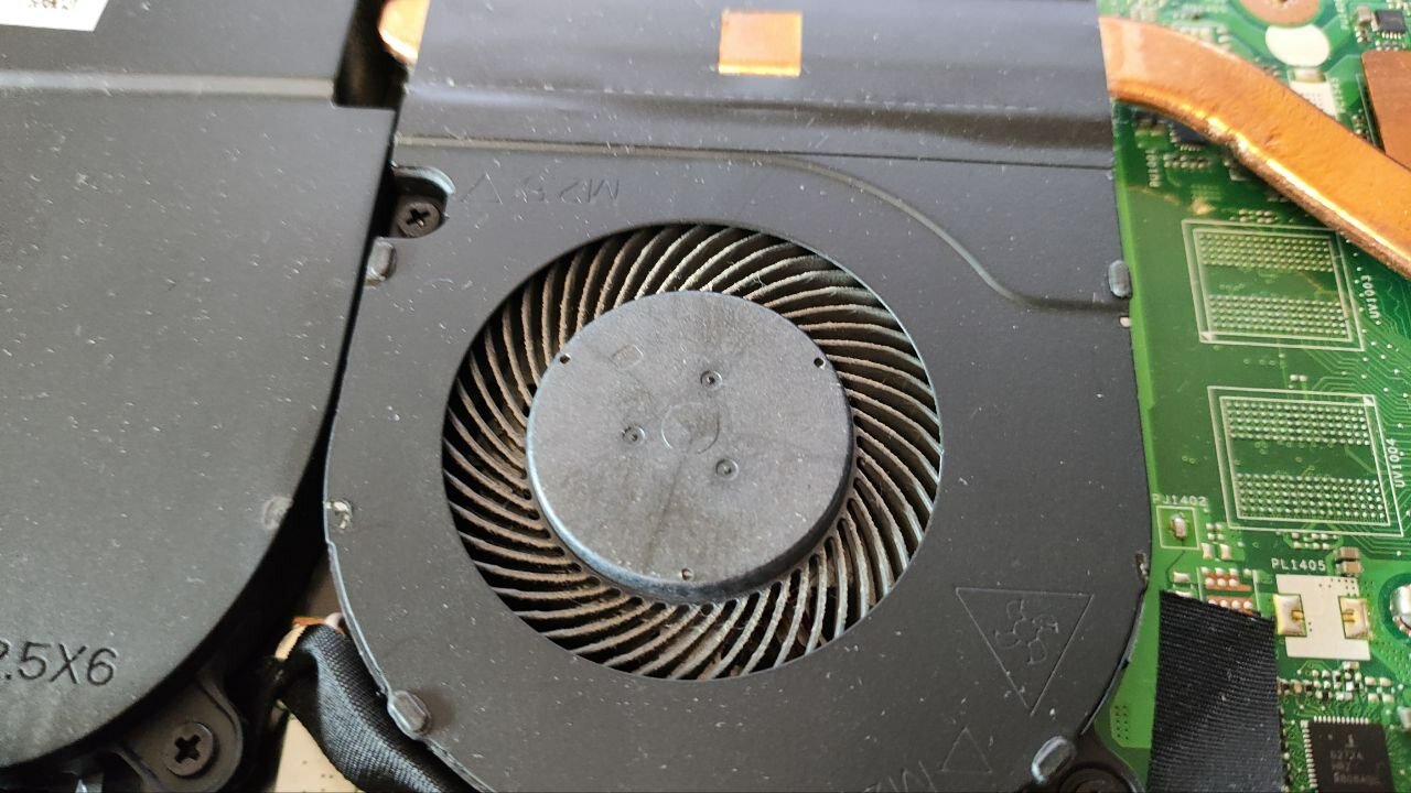 кулер ноутбука, охлаждение ноутбука, broad fan bf08005h05fp кулер для ноутбука, ноутбука, вентилятор в ноутбуке