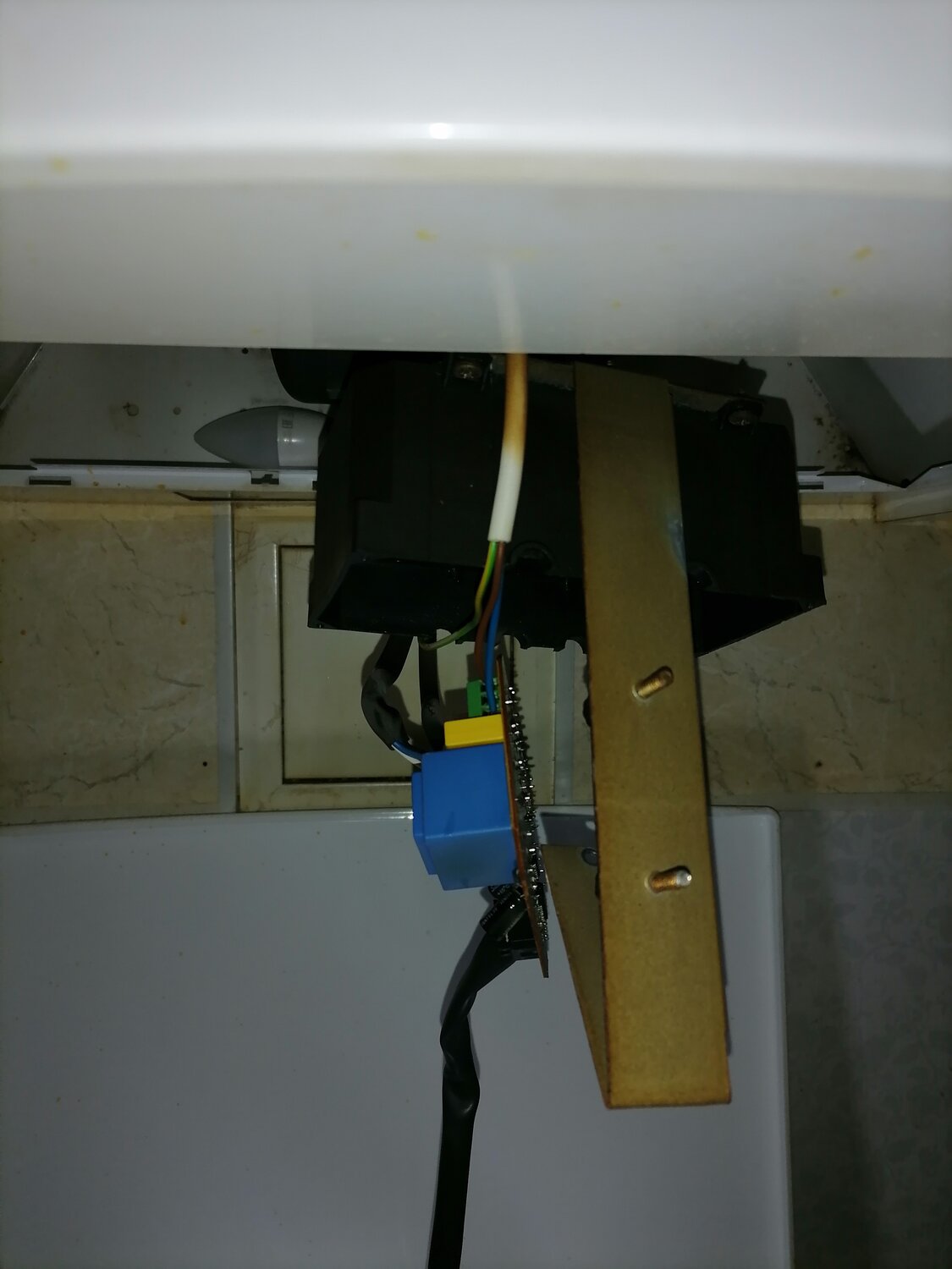 Ремонт вытяжки