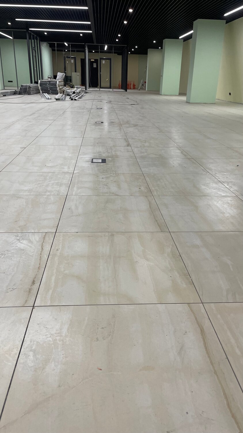 плитка керамогранит 600х600 на пол, бетонные полы, керамогранит idalgo oxido, укладка керамогранита, полировка бетонного пола