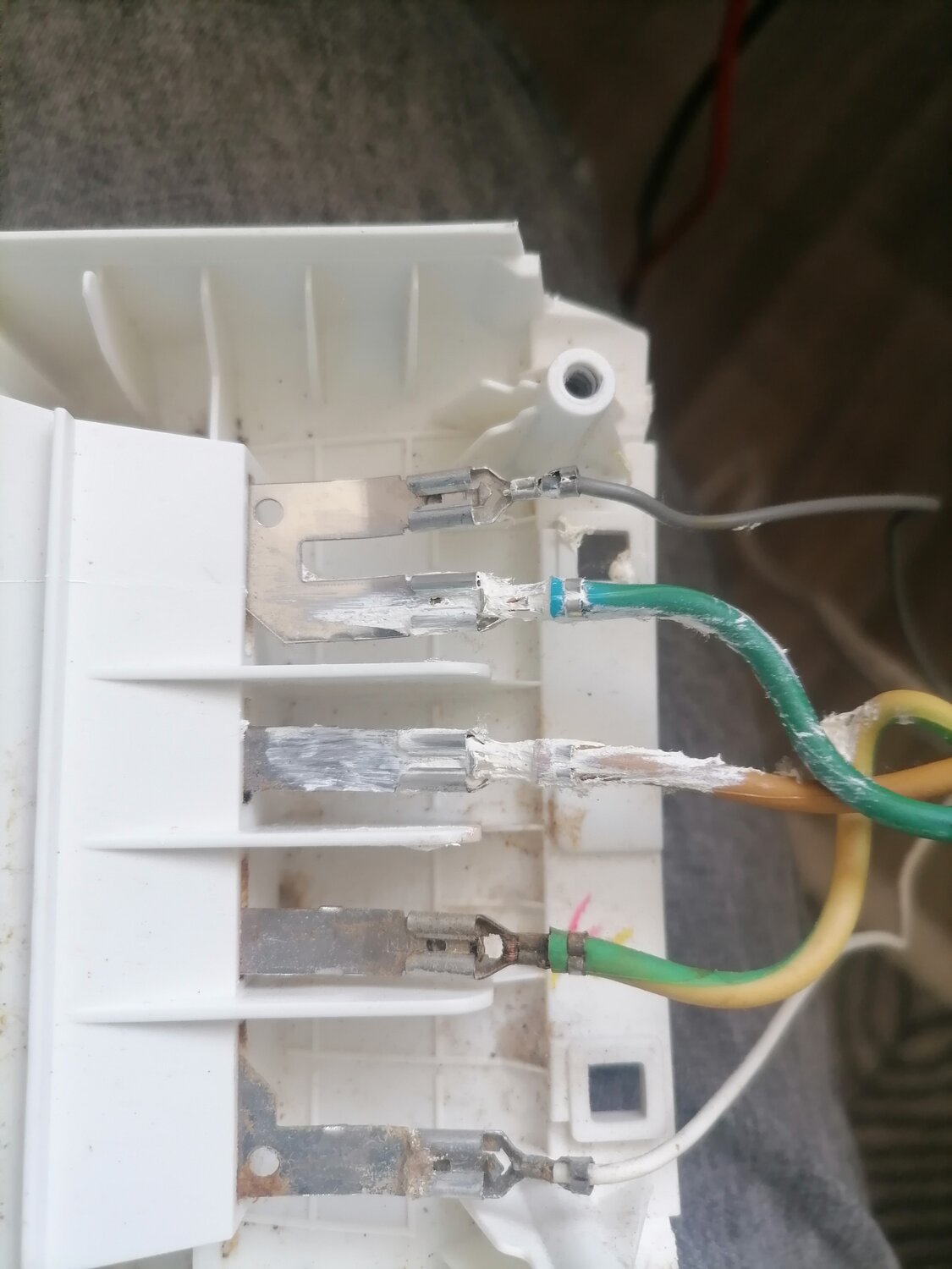 Ремонт утюга