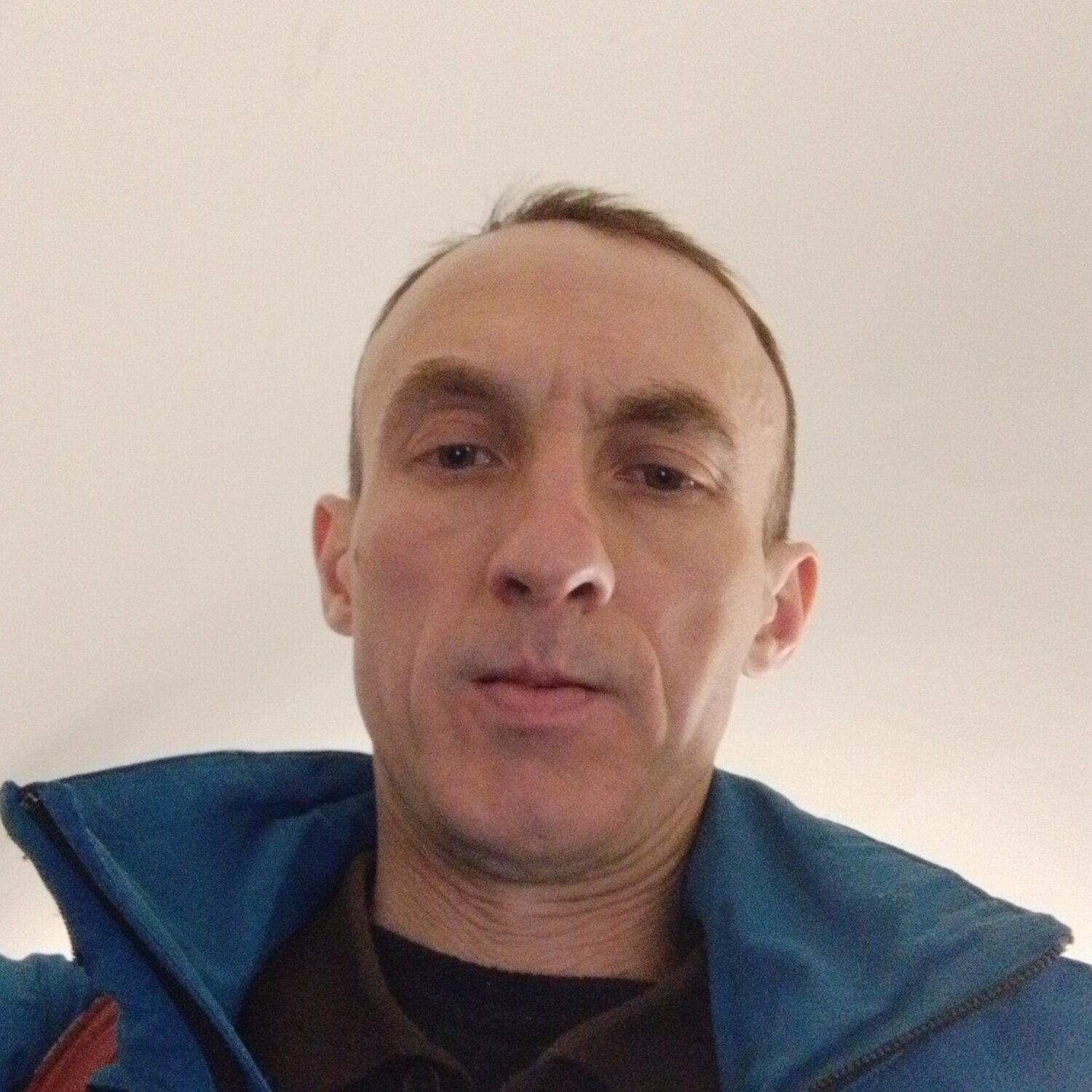 Александр Леонтьев