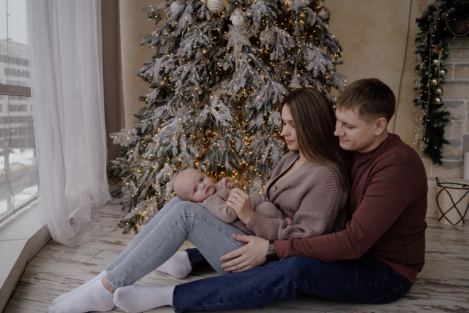 семейная новогодняя фотосессия, новогодняя фотосессия семья, семейная фотосессия, фотосессия семейная в студии, семья новый год
