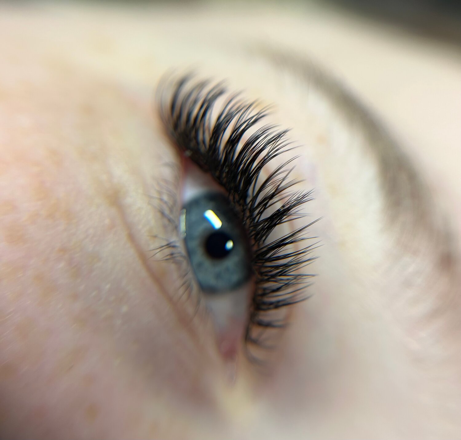 эффект нарощенных ресниц, ресницы 2д эффект маскара, 2 д мокрый эффект ресниц, наращивание ресниц 2д владимир, мокрый эффект 2 д наращивание ресниц