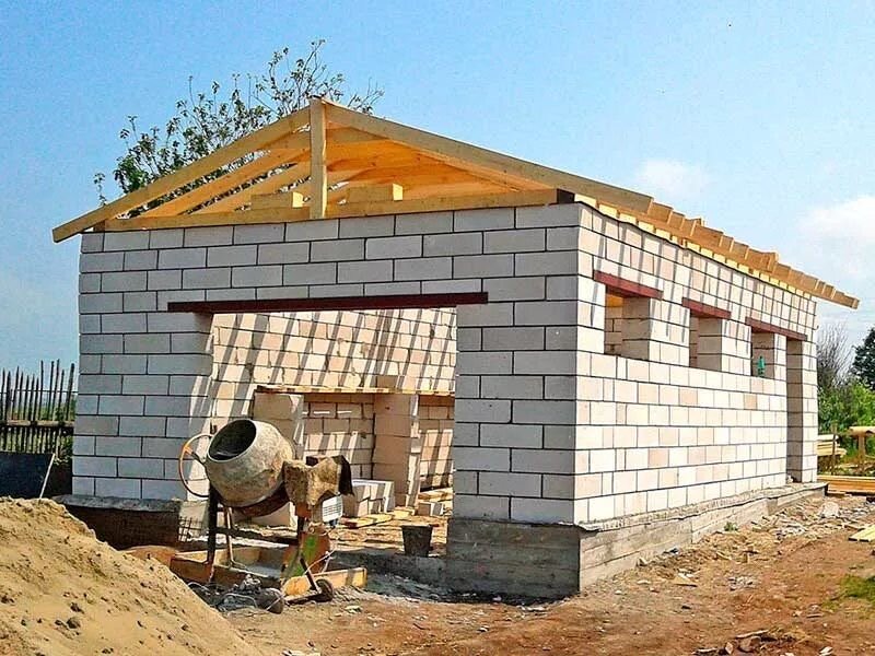 гараж из пеноблока, гараж из газобетона, построить гараж из пеноблоков, стройка гаража, гараж из газосиликатных блоков