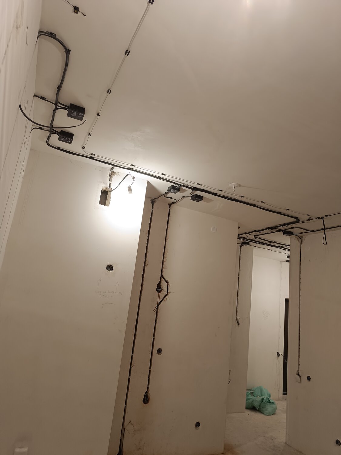 электрика в квартире, монтаж электропроводки, монтаж электропроводки в квартире, разводка электрики, разводка электрики в квартире