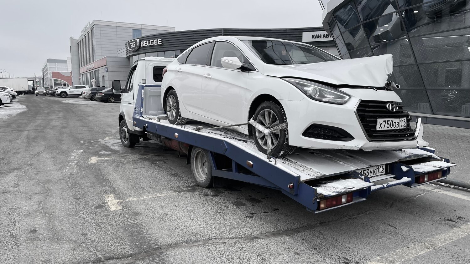 эвакуатор, эвакуатор с машиной, услуги эвакуатора, эвакуатор москва, Hyundai Sonata VI (YF)