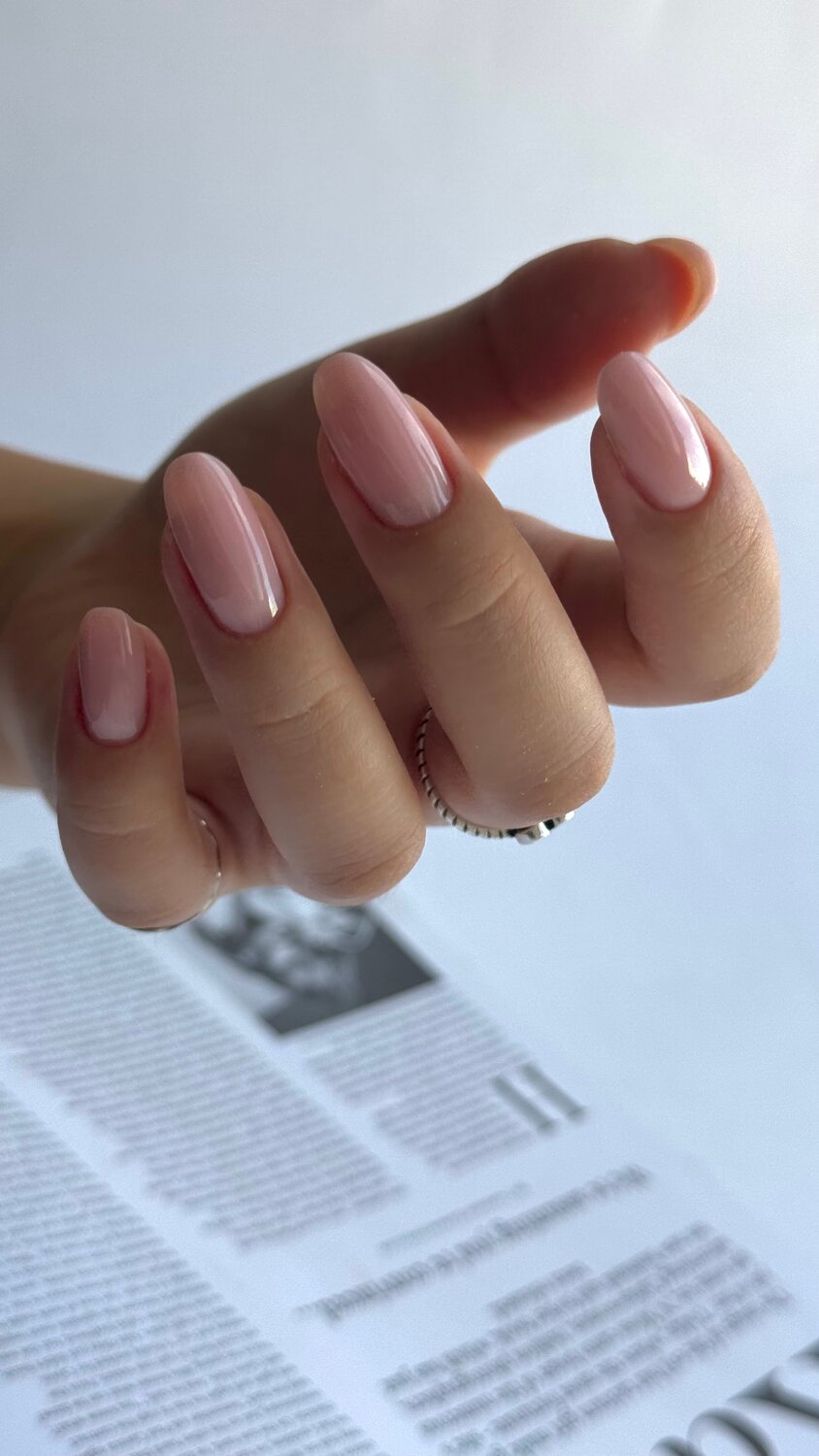 ногти, маникюр 💅, нюдовый маникюр на короткие овальные ногти, маникюр нюд, овальные ногти