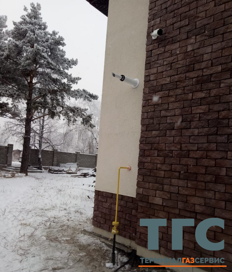 газификация частного дома, дымоход для газового котла, дымоход, газовая труба в частном доме, ввод газа в дом