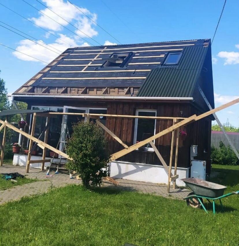 деревянные дом, крыша частного дома, крыша в частном доме, реконструкция дачного дома, реконструкция частного дома