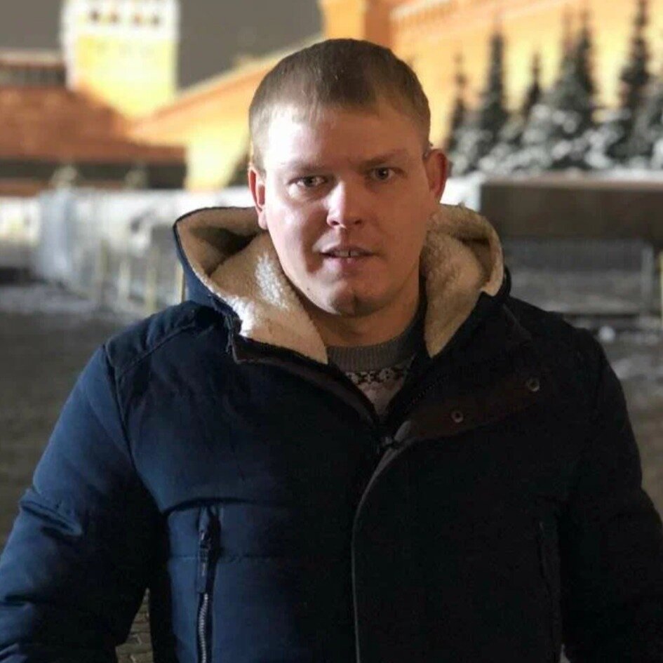 Сергей Сухов