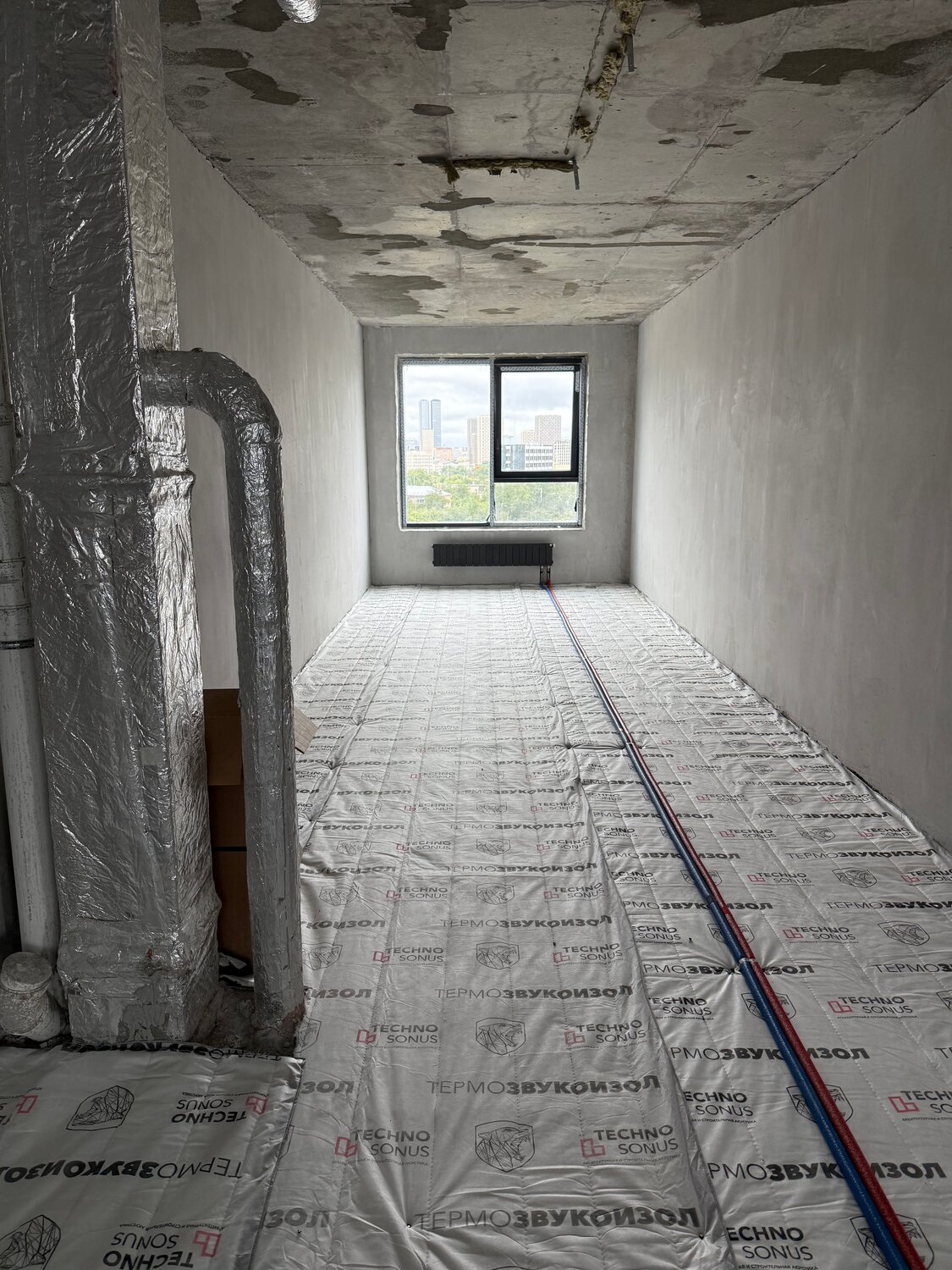 дом монолитный, шумоизоляция пола в квартире под стяжку, шумоизоляция пола под стяжку, жилой комплекс, звукоизоляция пола