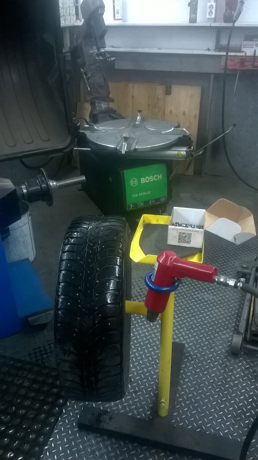 Ошиповка резины в Санкт-Петербурге - Ошиповка резины - Ремонт авто: 105 ...