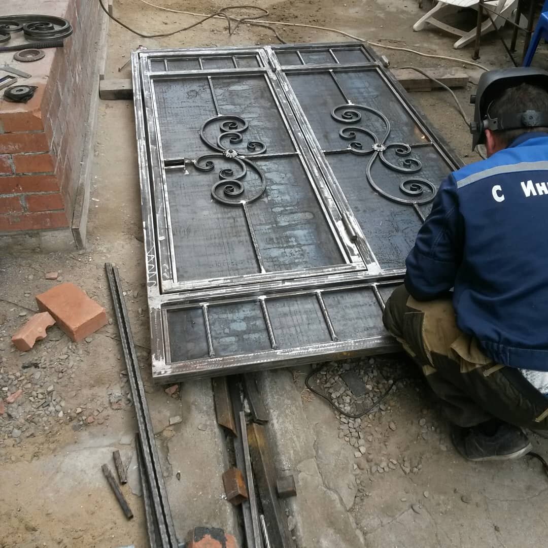 сварка дорожных плит между собой, сварка люков, сварочные работы, строительство или ремонт, плиты перекрытия