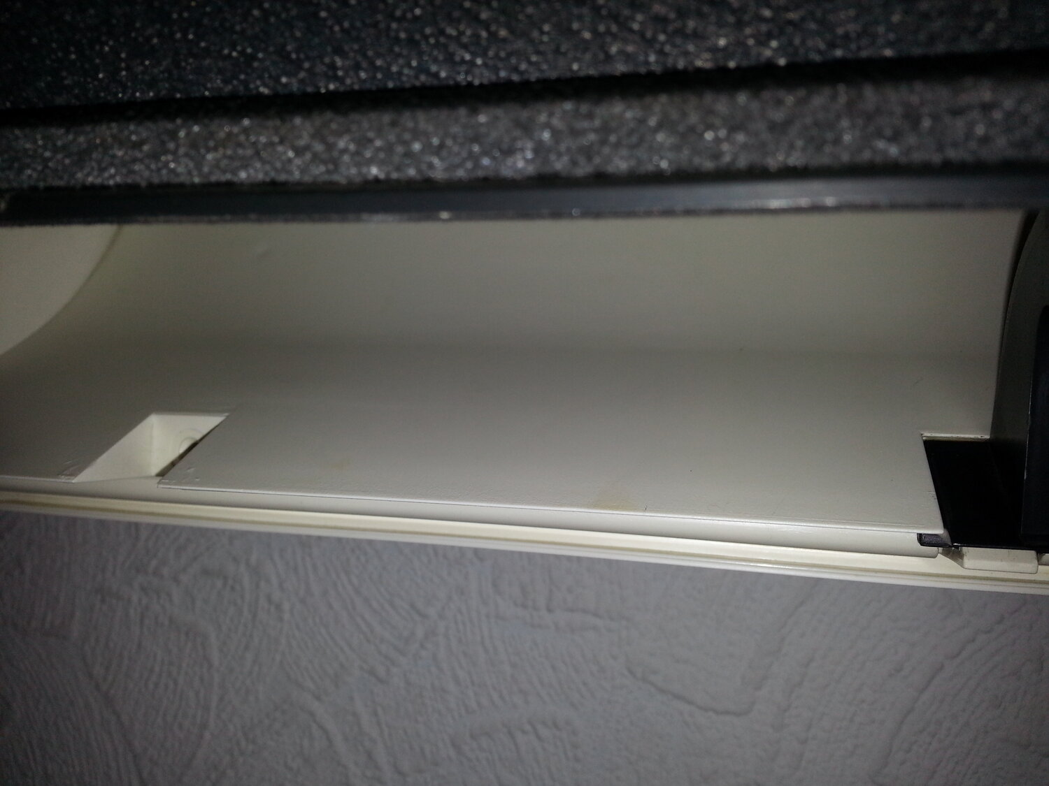 охлаждаемый бардачок kia sportage 4, охлаждаемый перчаточный ящик форд фокус, kia sportage 2012 охлаждаемый бардачок, охлаждаемый бардачок дэу джентра, охлаждаемый перчаточный ящик на лачетти