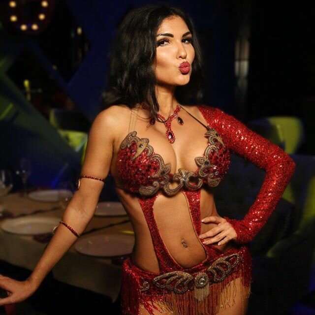 linda танцовщица, танцовщицы шоу линда, линда шоу, linda belly dancer танцовщица, танец живота
