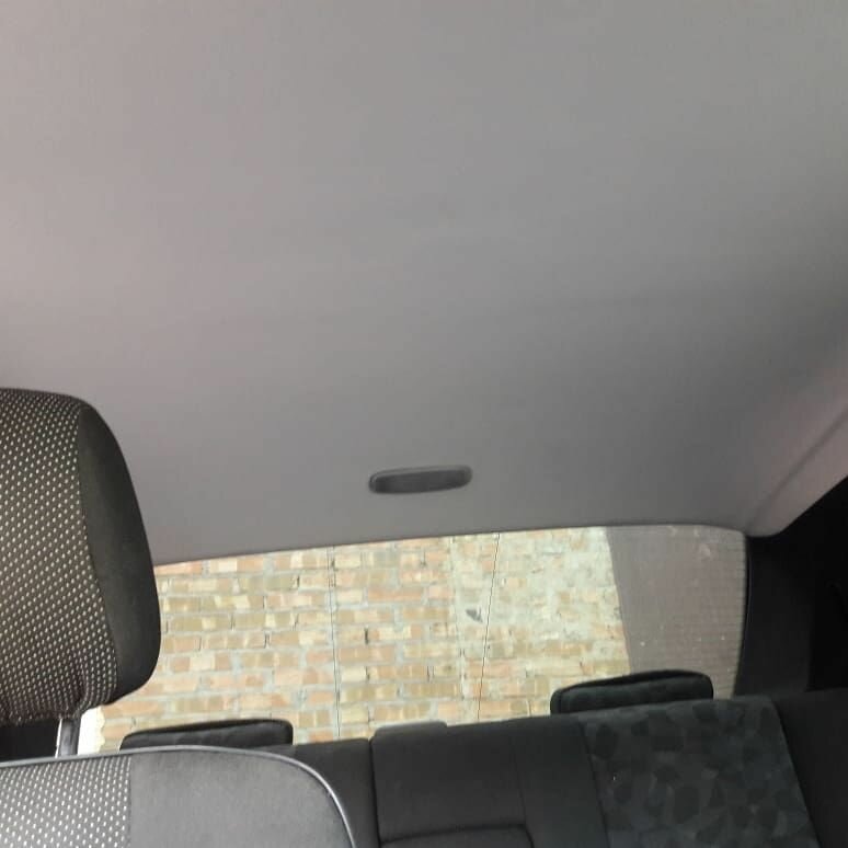 потолок шеви нива, потолок уаз патриот 2013 год, перетяжка потолка toyota avensis ii, потолок приора седан черный карпет, потолок