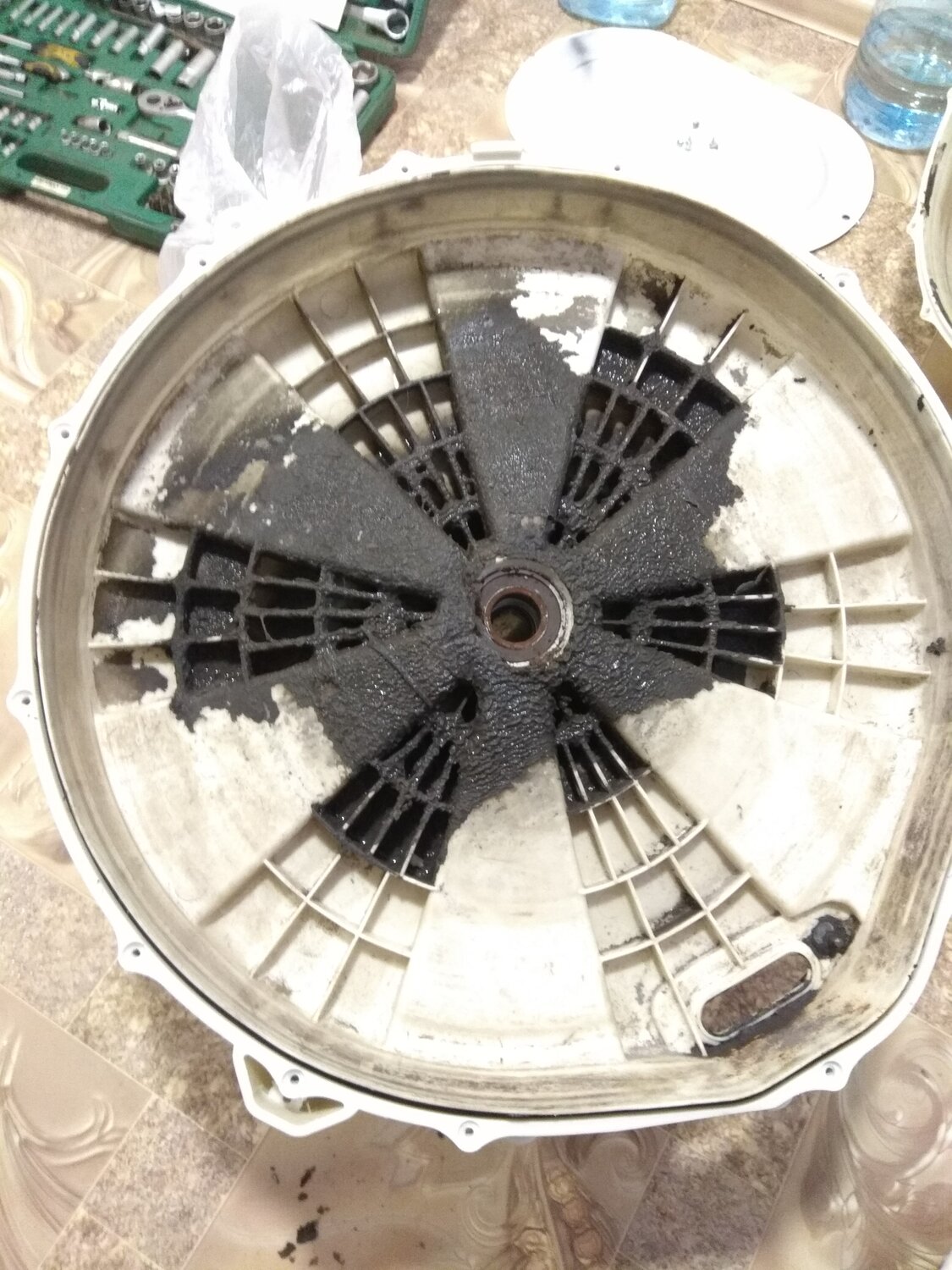 полубак для стиральной машины lg задний 3044er0007, подшипник барабана стиральной машины lg direct drive, замена подшипников стиральной машины lg wd 80160s, корпус барабана стиральной машины lg f1203cdp, полубак lg прямой привод 1280nds