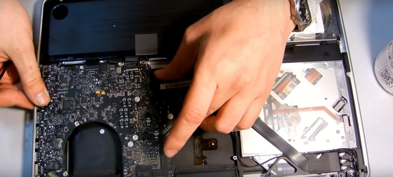 macbook pro fan replacement, замена разъема на плате макбук, macbook pro 2011 ifixit, hard drive macbook pro 13 2011, ноутбук