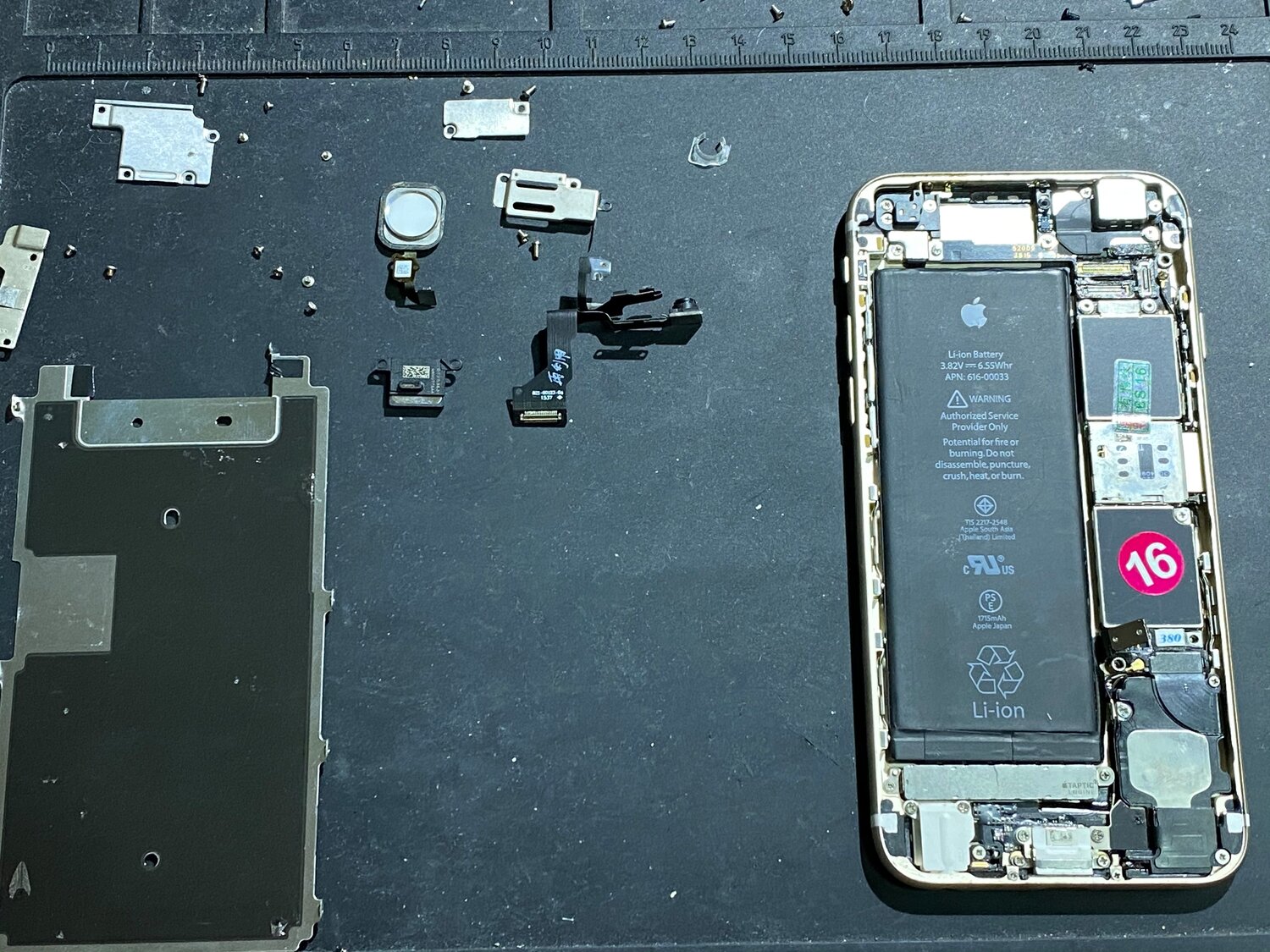 iphone, батарея iphone 6s, iphone 6, iphone 7 разобранный, iphone 8 плата