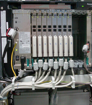 комплект атс panasonic kx tda200, расключение кросса мини атс, монтаж электрооборудования, panasonic kx tda200 сброс пароля, монтаж атс