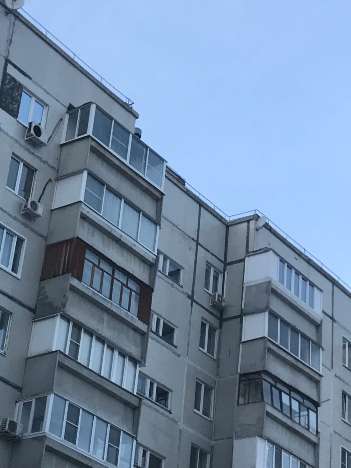 здание, балкон, улица, окна, дом